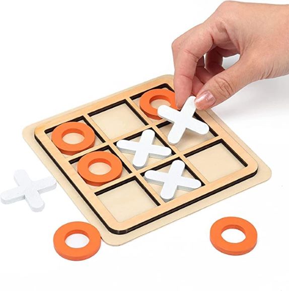 Set, Tic Tac Toe Board Game